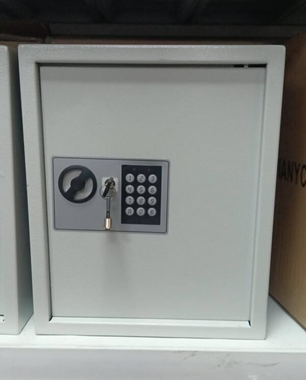 whatsapp-image-2024-11-07-at-10-51-10-standard.jpg CAJA DE LLAVES