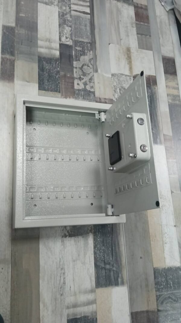 whatsapp-image-2024-11-07-at-10-54-45-standard.jpg CAJA DE LLAVES
